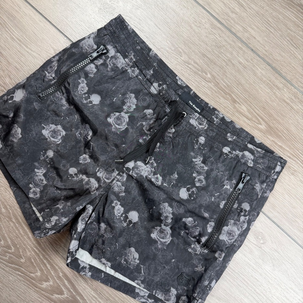 The Kooples Mens Swim Trunks Skull Rose Floral Print Black Grey Size M